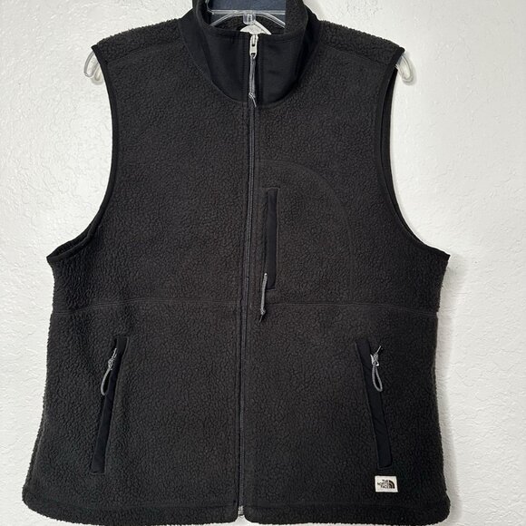 The North Face Women’s Black Size XL  Cragmont Full-Zip Fleece Vest W/Pockets - Picture 1 of 4